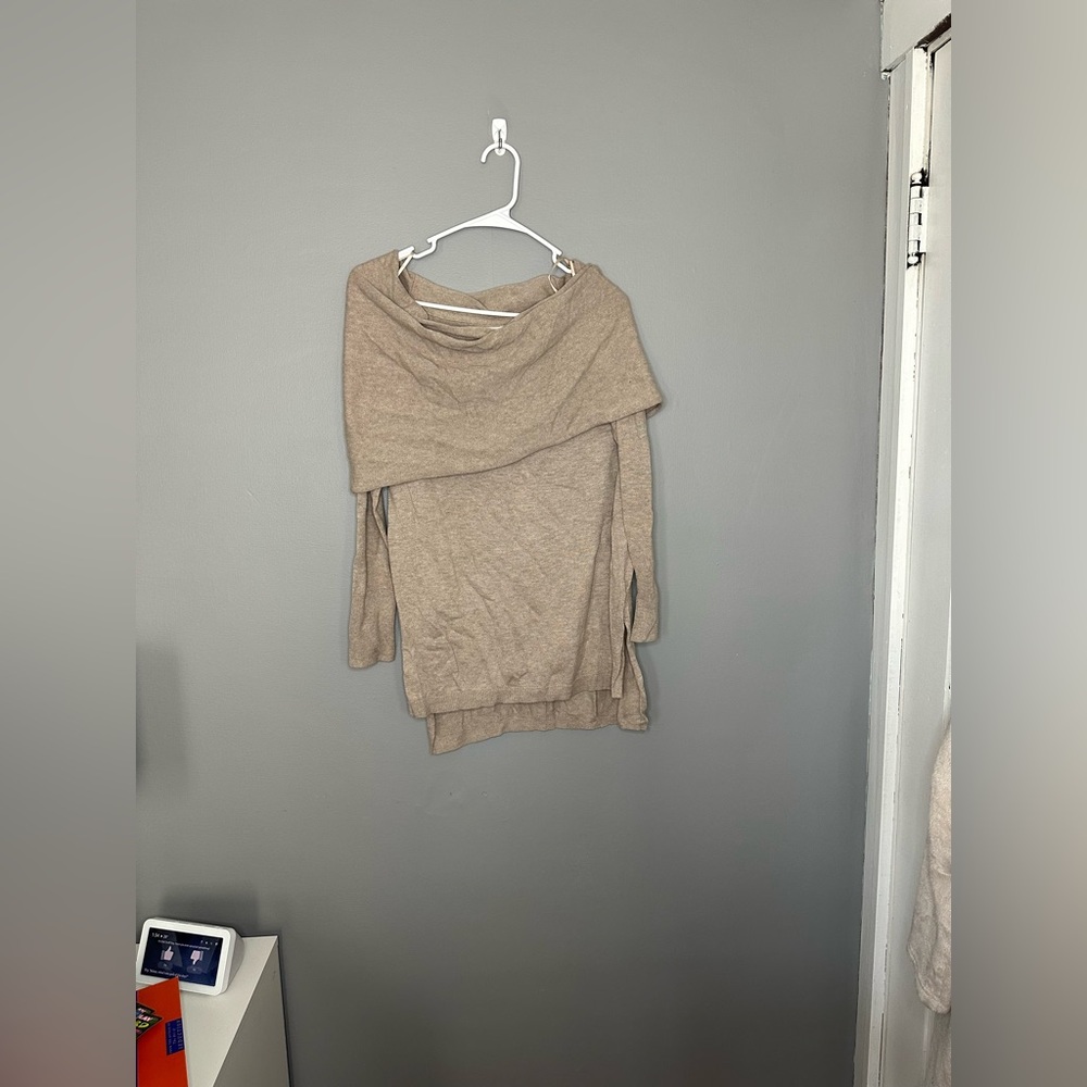 Women's Tan Sweater